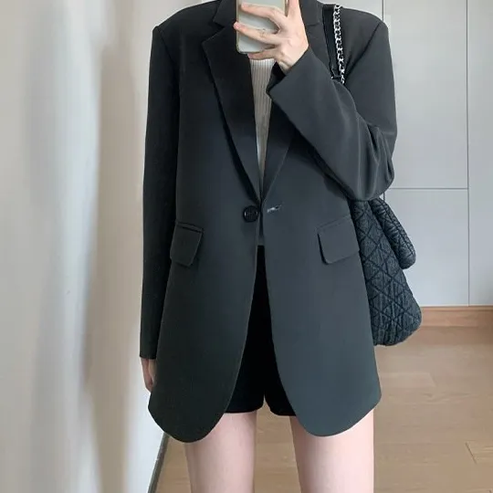 Refined Relaxed Everyday Tailored Blazer