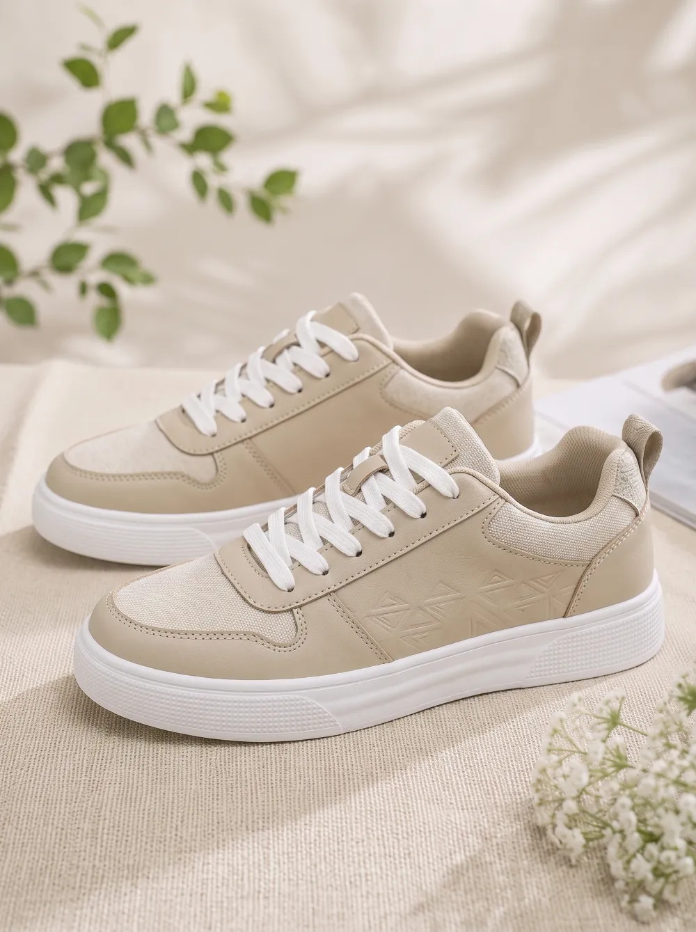 Men's Casual Beige Geometric Embossed Printed Sneakers