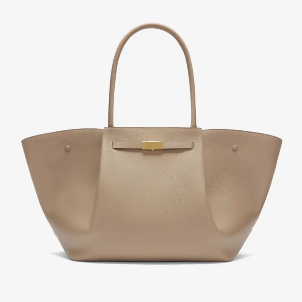 Minimal Soft Grain Handbag