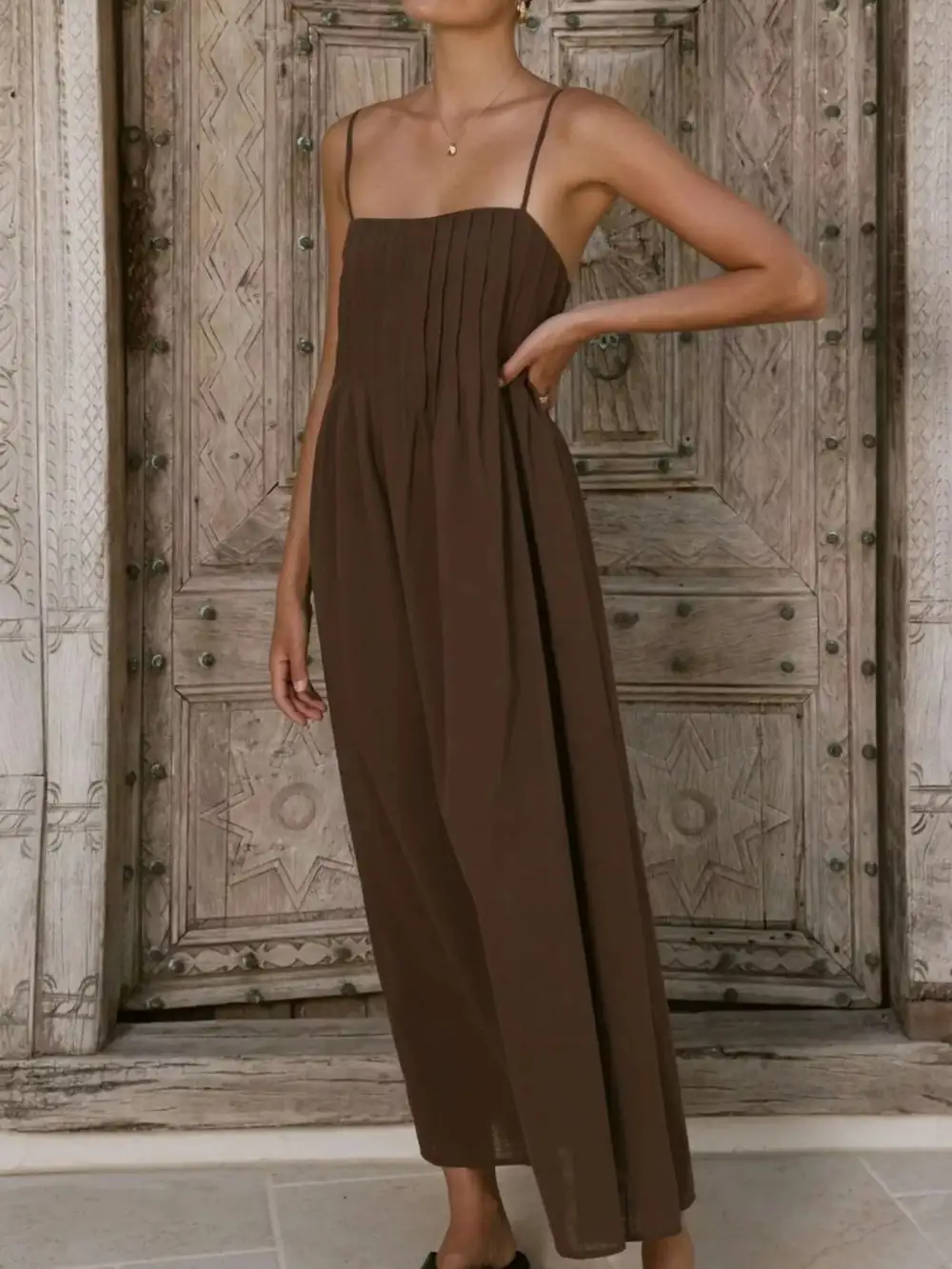 Polished Detail Pleated Midi Dress