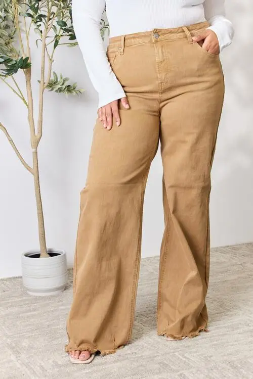Subtle Texture Clean Denim Jeans