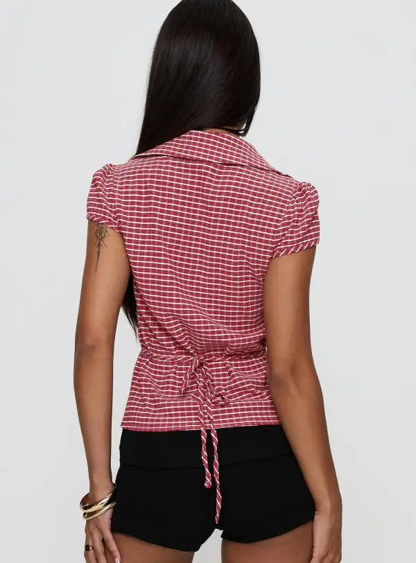 Soft Shape Button Up Collared Shirt