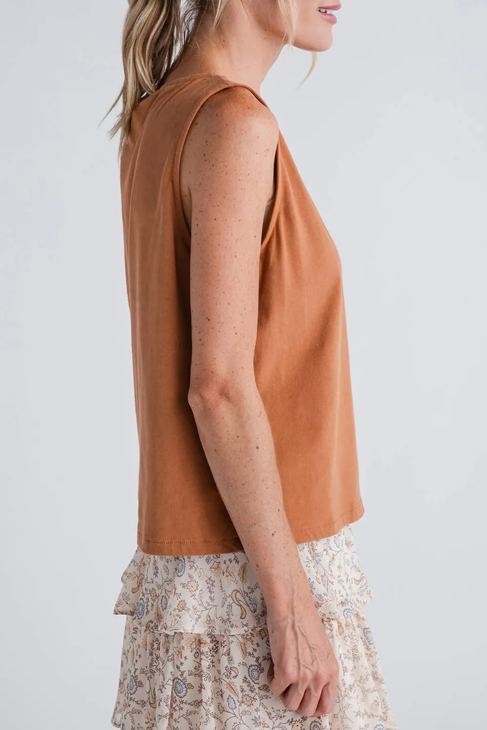 Wishlist Button Up Relaxed Crop Knit Tank Top - Camel