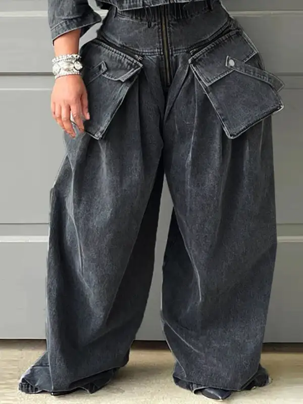 Relaxed Fit Wide Leg Seamed Pleated Zip Detail Pocket Jeans