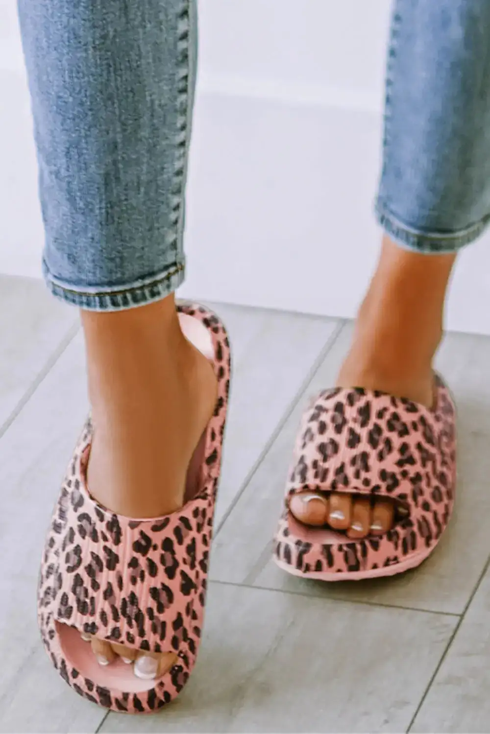 Leopard Print Thick Sole Slide Sandals