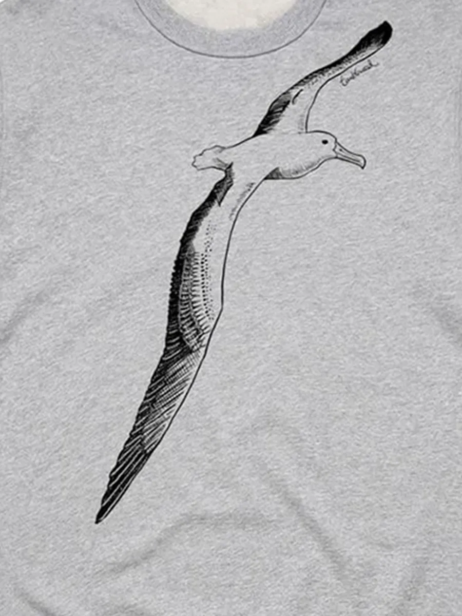 A versatile casual sports shirt with a simple albatross pattern