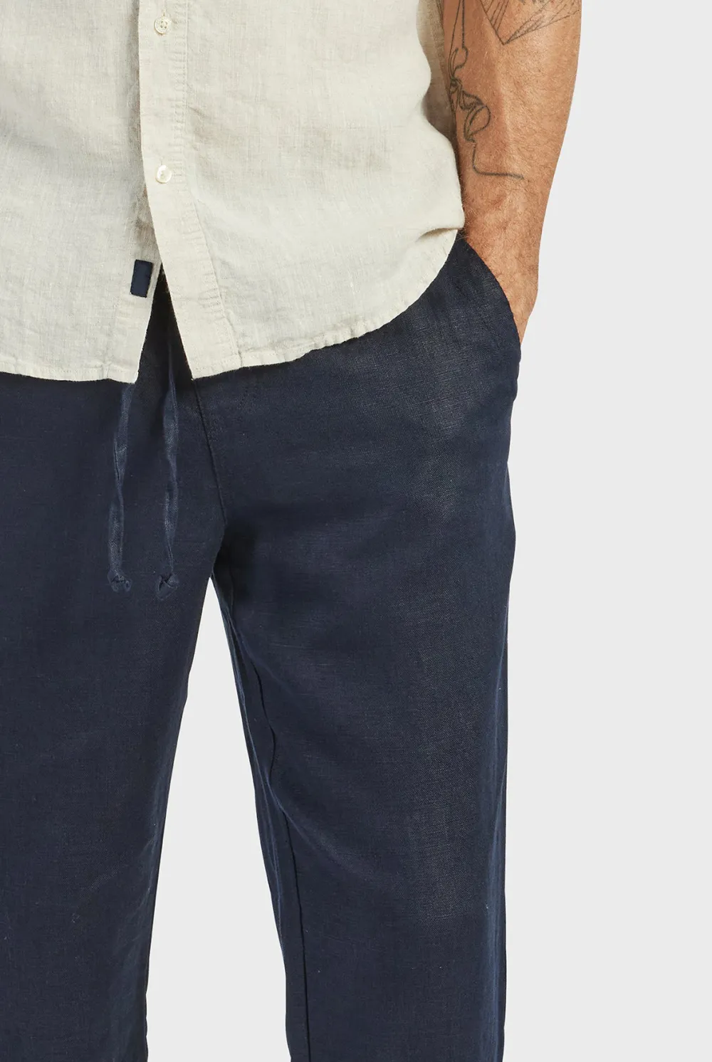 Solid Color Linen Tapered Trousers