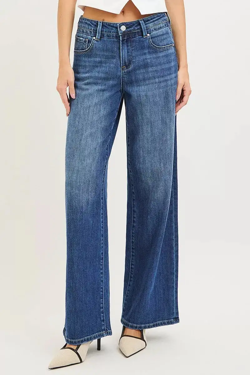 Textured Pocketed Denim Jeans