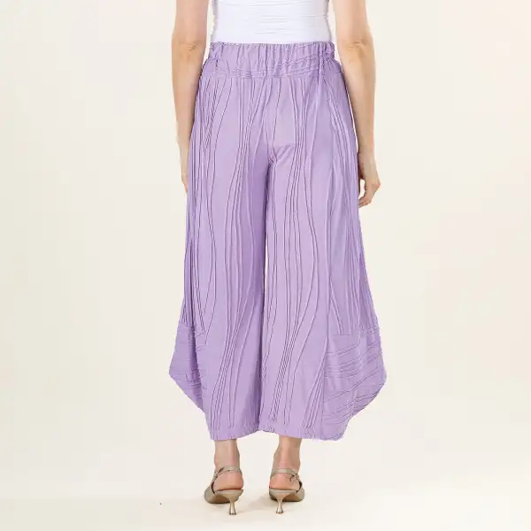 Refined Stitched Wide Leg Capris