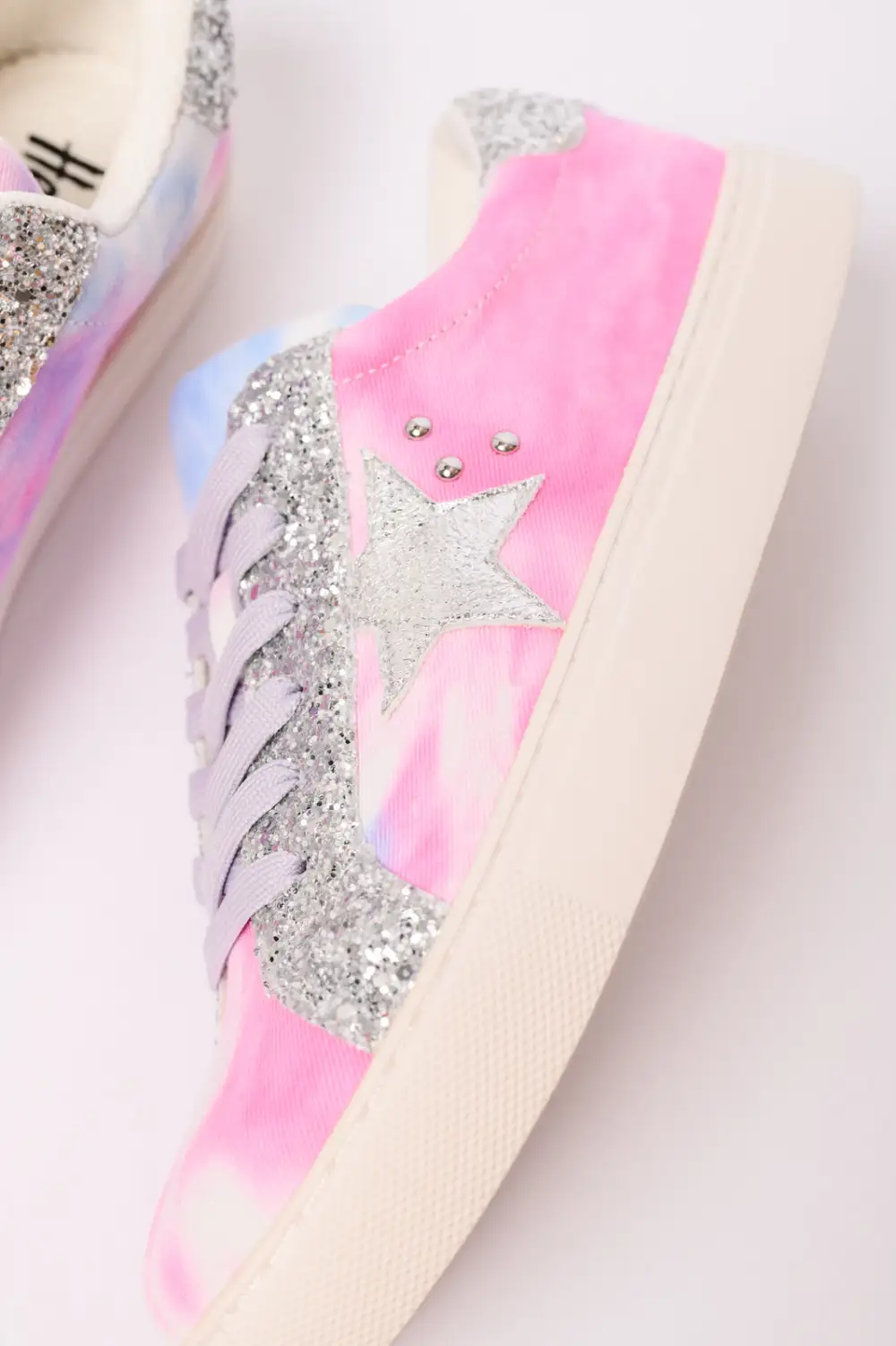 Sneakers in Pastel Tie Dye