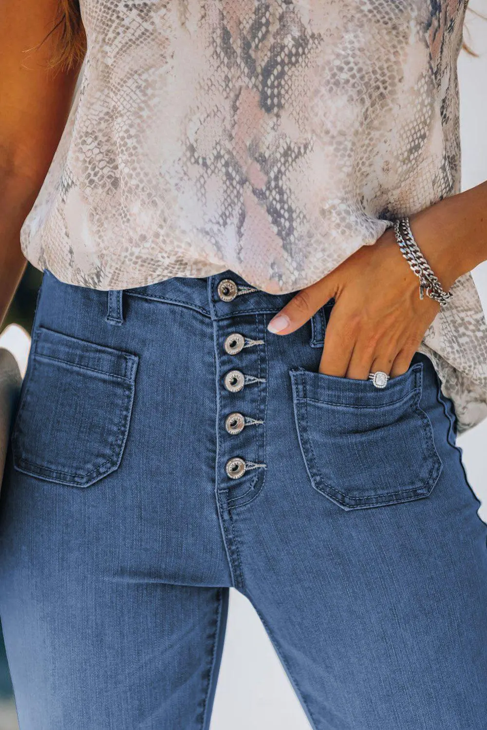 Skinny Button Denim Jeans