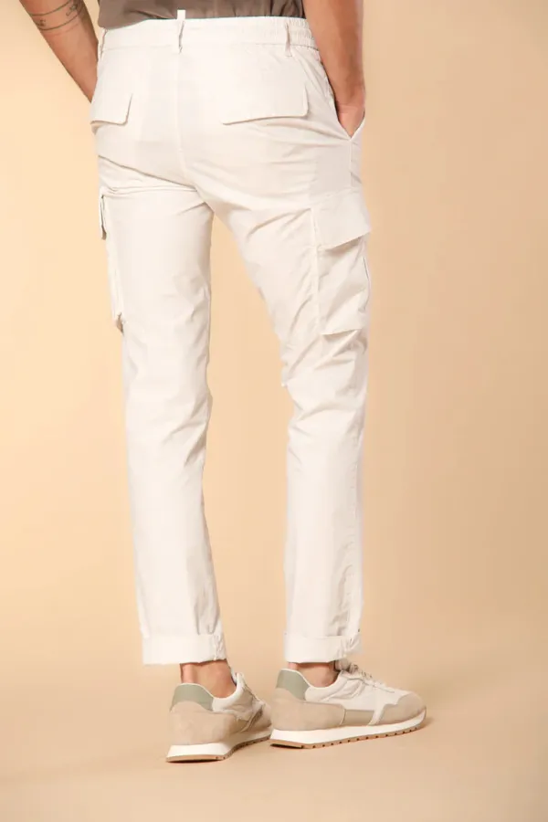 Men's Off-White Slim Fit Parachute Fabric Cargo Pants with Large Pockets