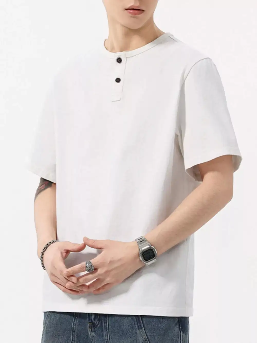 Clean Look Round Neck Short Sleeve T-Shirt