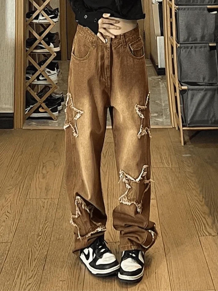 Vintage Wash Distressed Star Patch Boyfriend Jeans