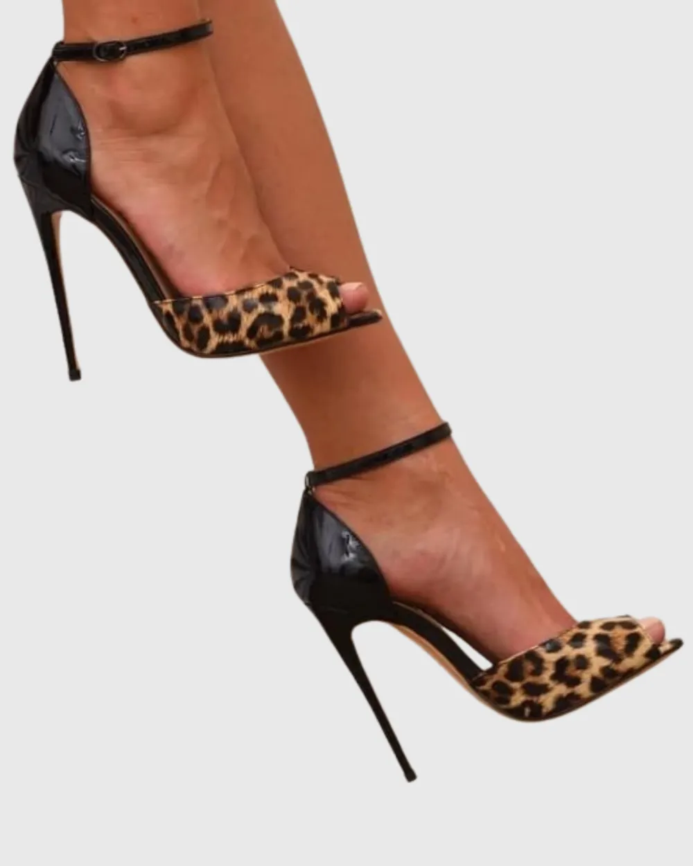 Leopard Print Splicing Pumps