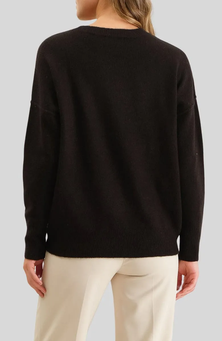 Crewneck Sweater
Blu Pepper