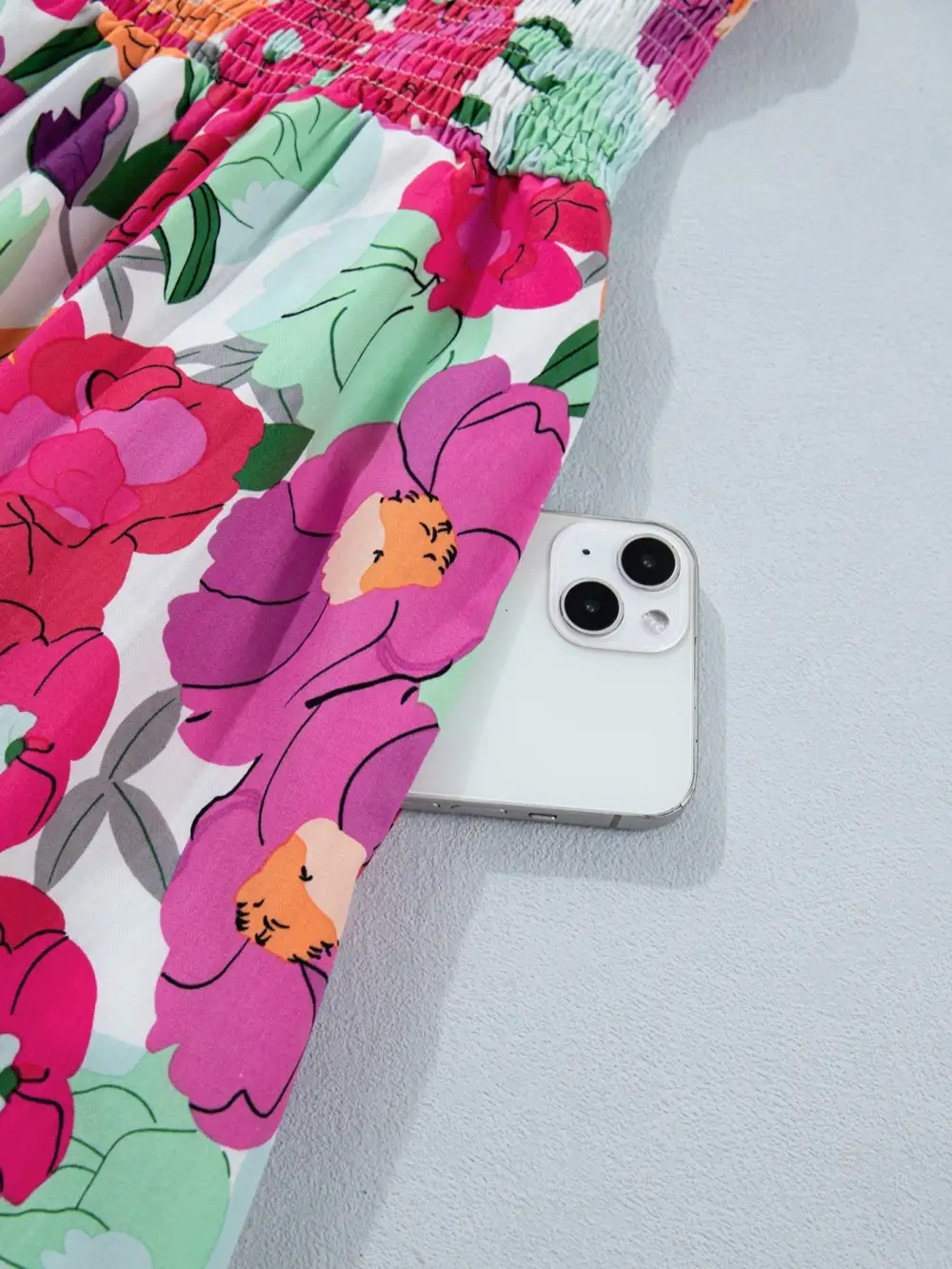 Polished Detail Floral Printed V Neck Dress