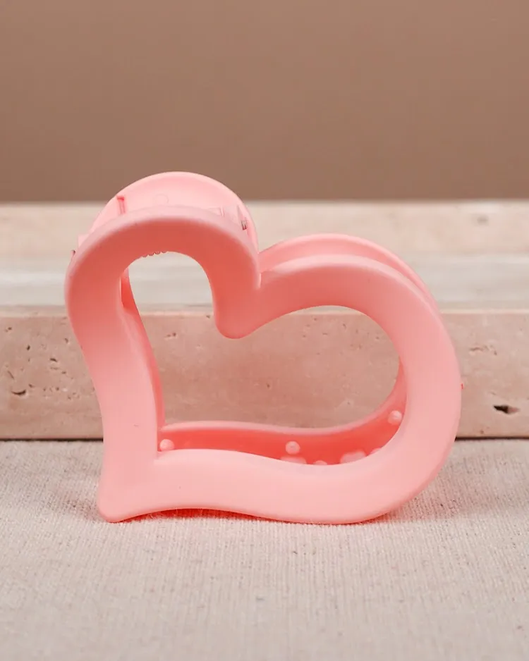 Expressive Heart Matte Hair Clip