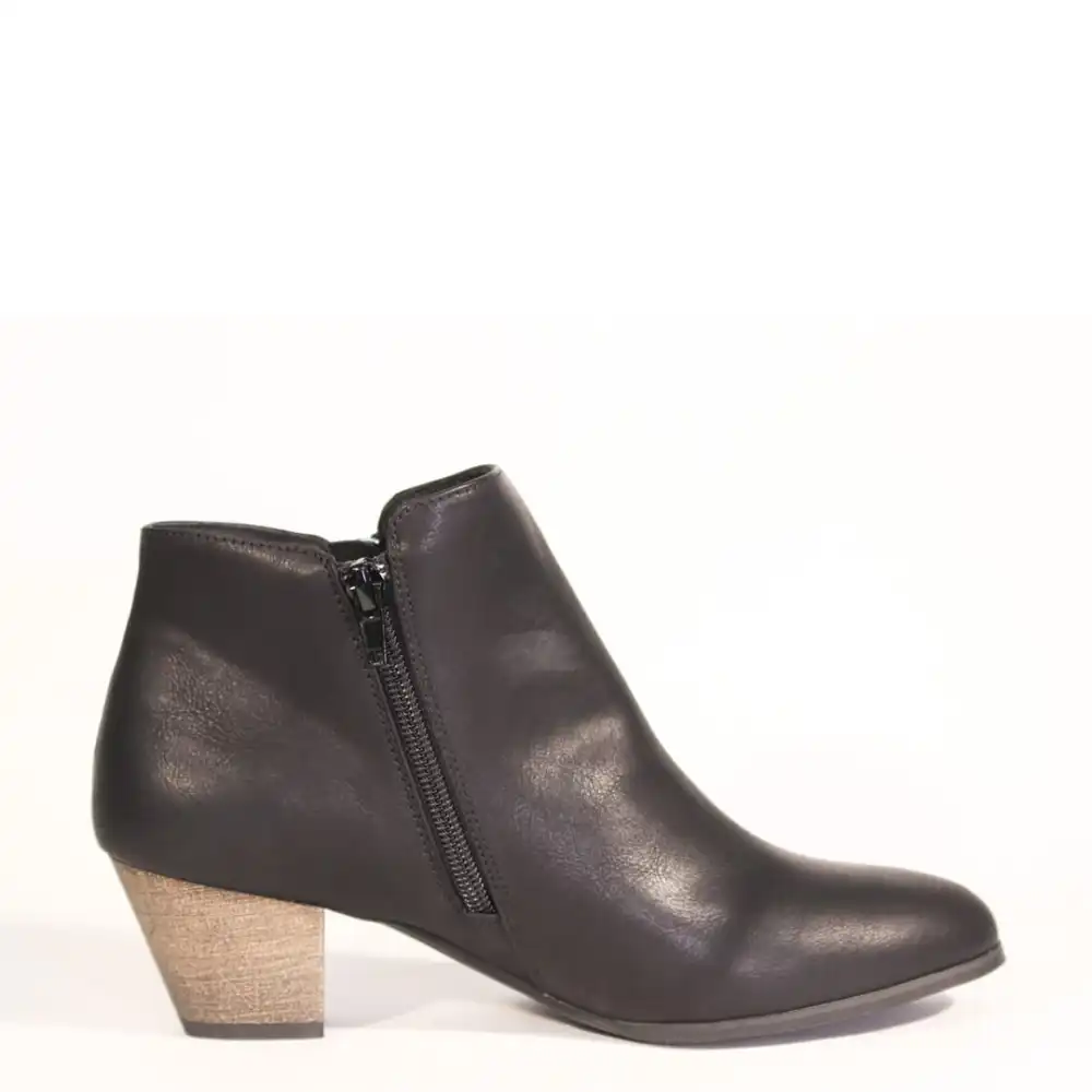 Faux Leather Side Zip Western Ankle Boots