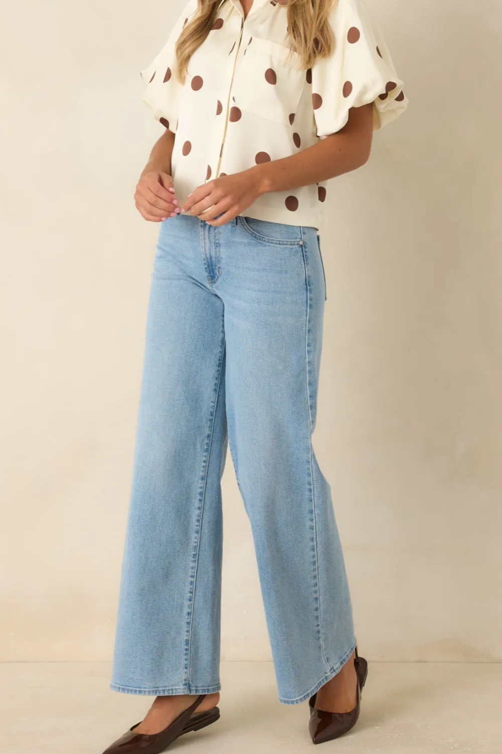 Light Wash Relaxed Straight Leg Jeans