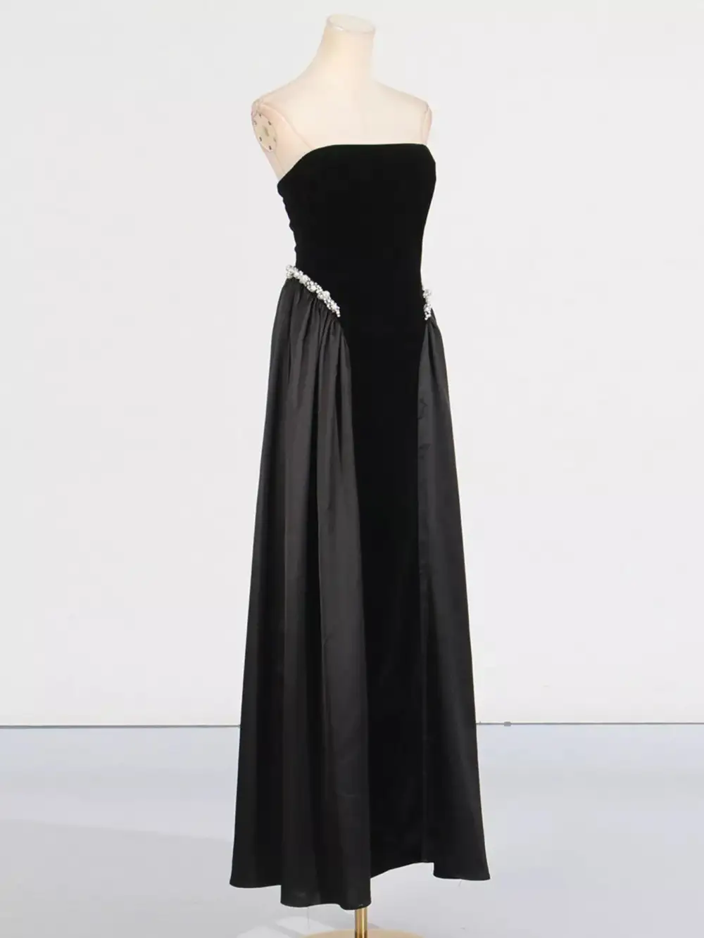 Lace Up Back Tube Maxi Dress