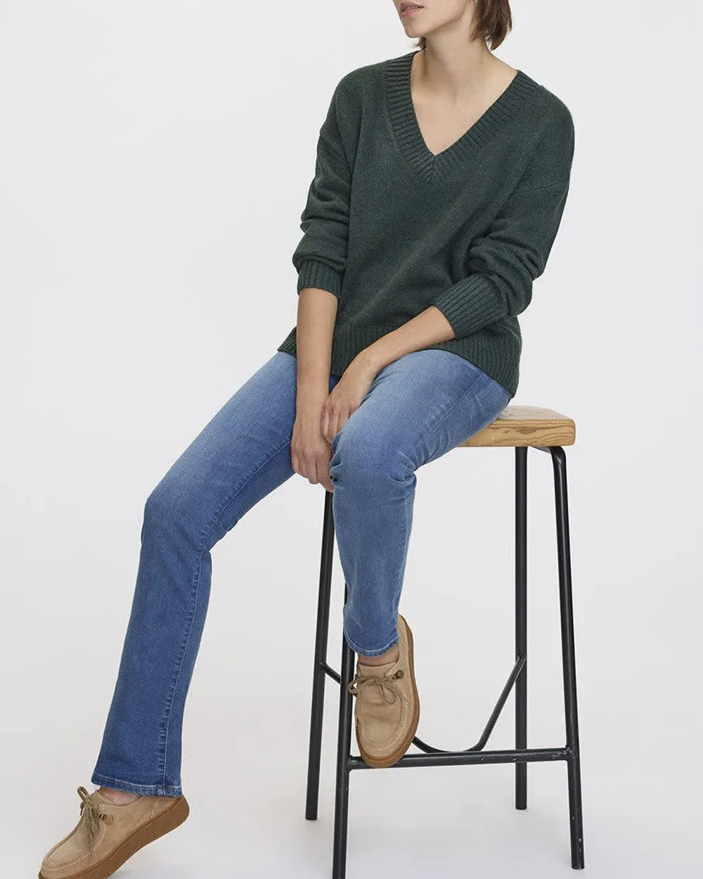 Straight-Leg Mid-Rise Jean  Comfort