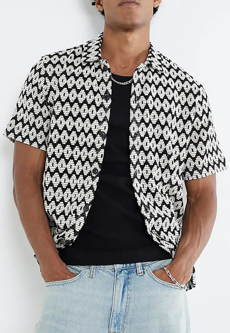 Men's Knitted Diamond Black  Regular Fit Shirt Short Sleeves