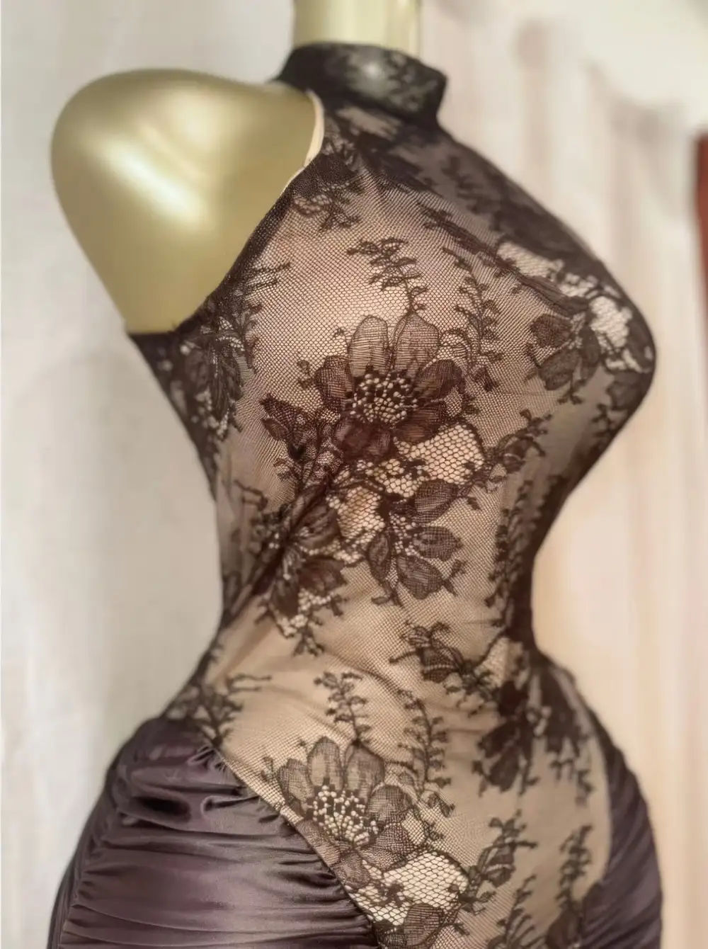 Textured Detail Lace Dress
