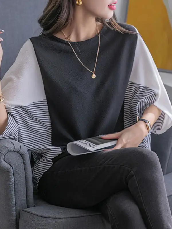 Batwing Sleeve Relaxed Contrast Panel Detail Round Neck T-Shirt