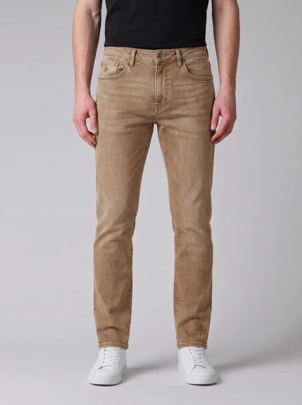 Men's Classic Comfort Compass Logo Stretch Denim Jeans