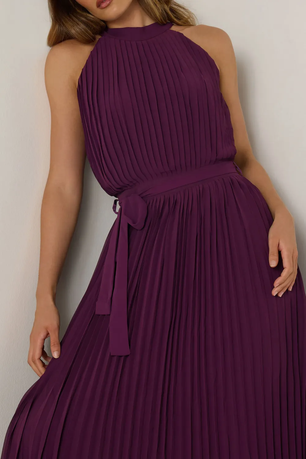 Burgundy Red Halterneck Design Maxi Dress