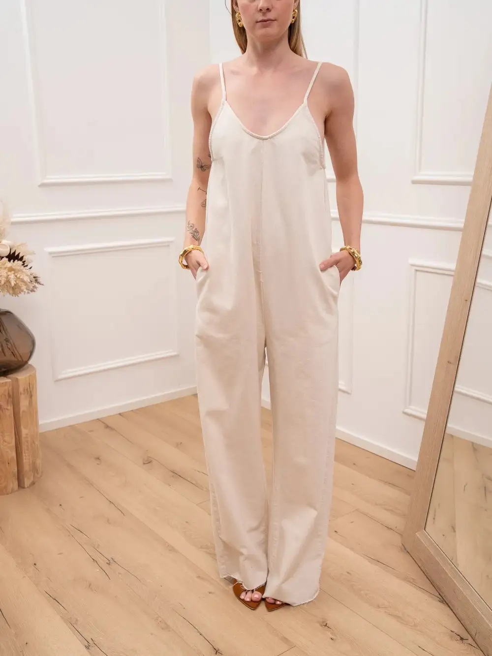 V Neck Strappy Jumpsuit