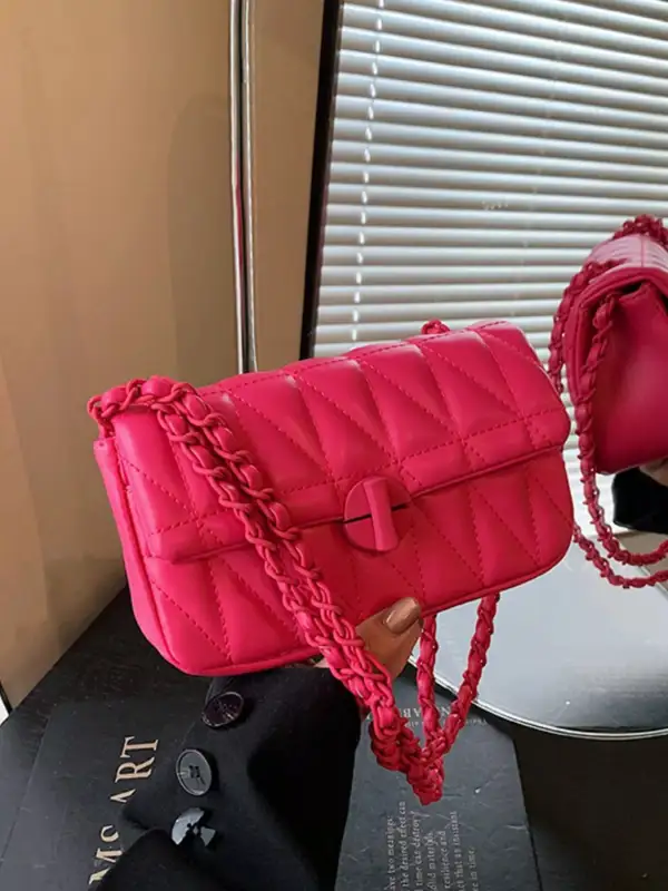 Quilted Chain Strap Crossbody Bag