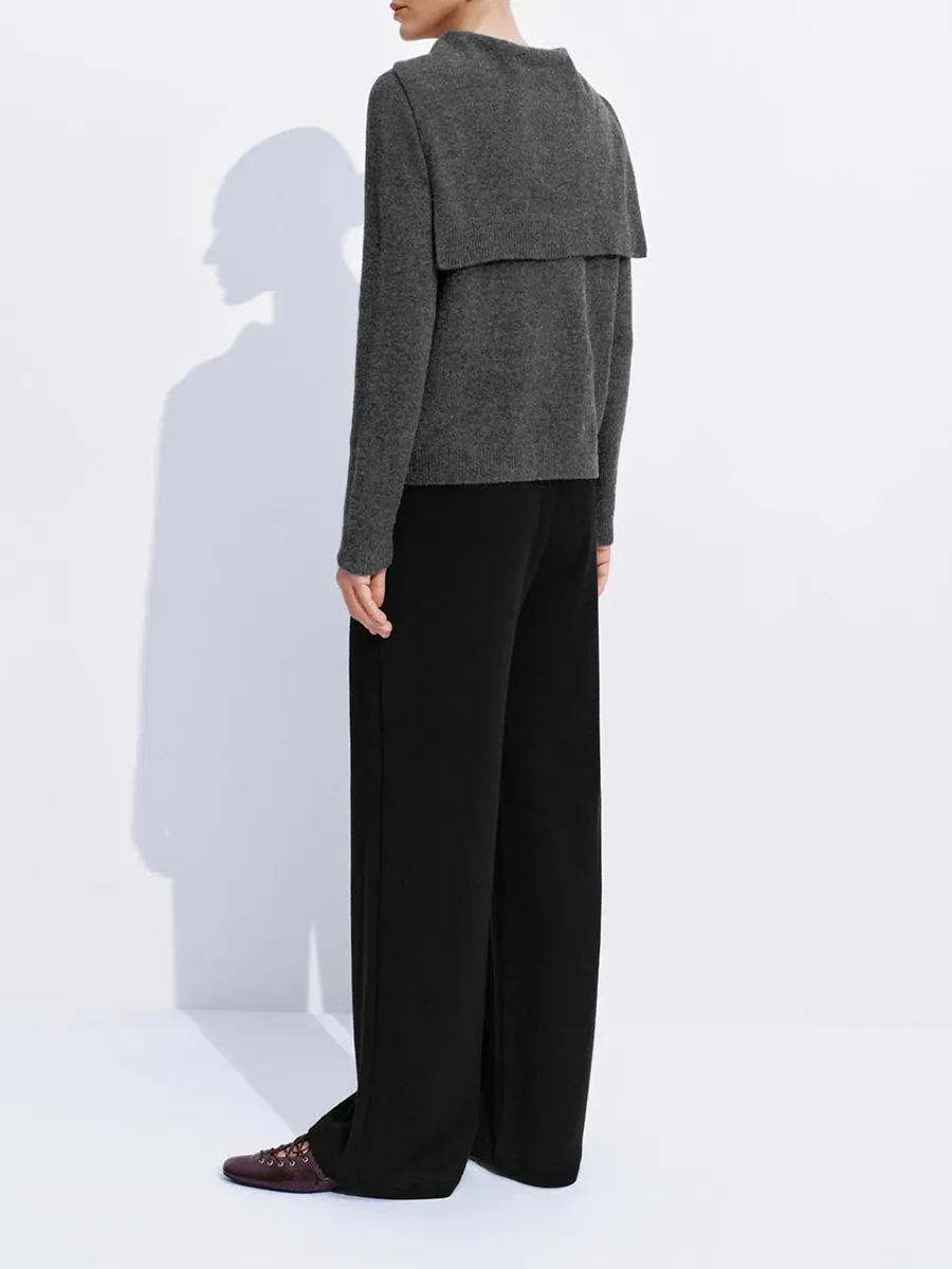 A Loose Grey Shawl Casual Sweater For Ladies