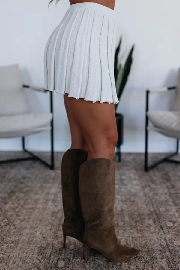 Knit Textured Pleated Skirt