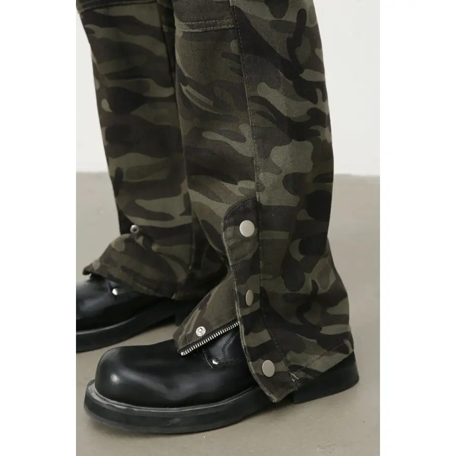 Men's Camouflage Jeans with Cargo Pockets