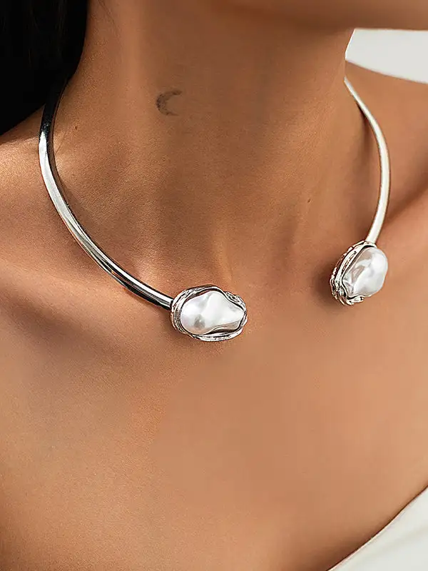 Geometric Pearl Detail Urban Necklace