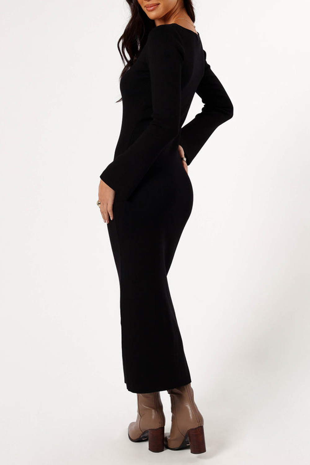 V-NECK LONG SLEEVE BLACK MIDI DRESS
