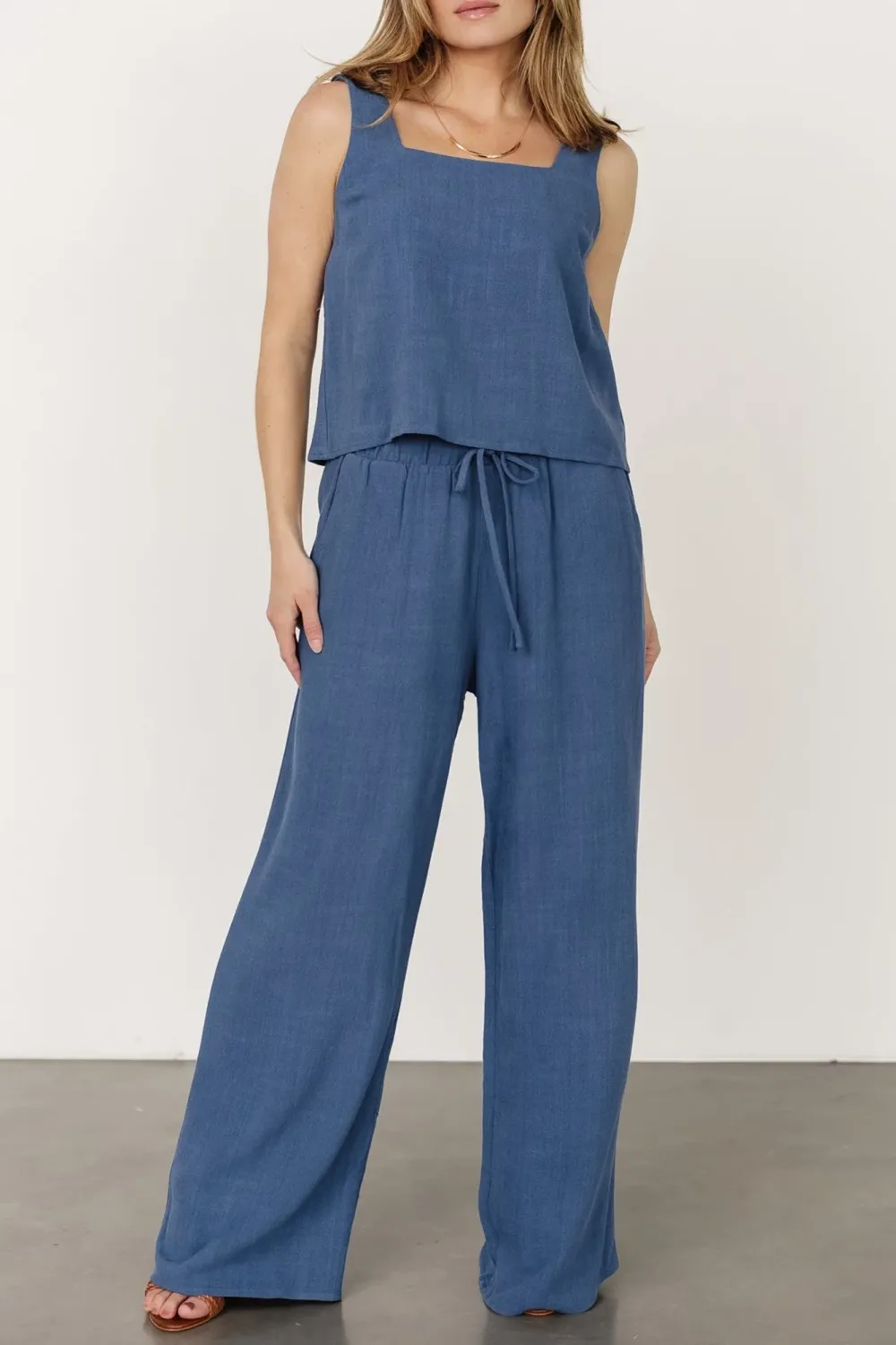 Simple Solid Color Loose Slimming Pants