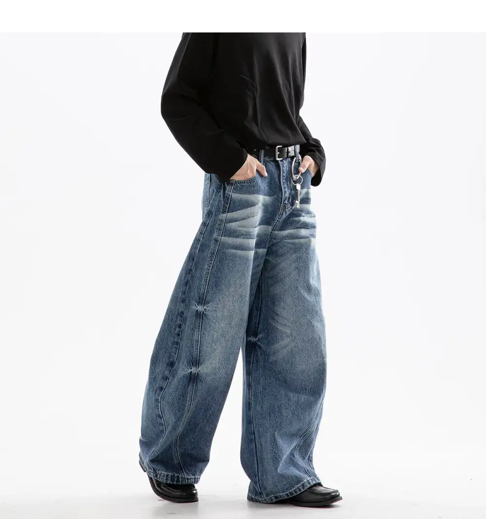 Ultra Wide-Leg Jeans