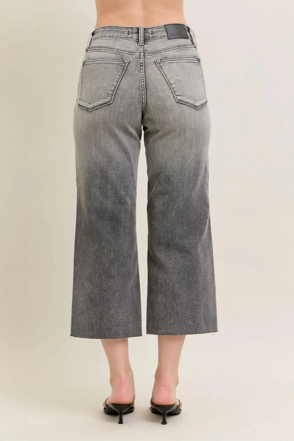 Mid Rise Relaxed Wide Leg Jeans
