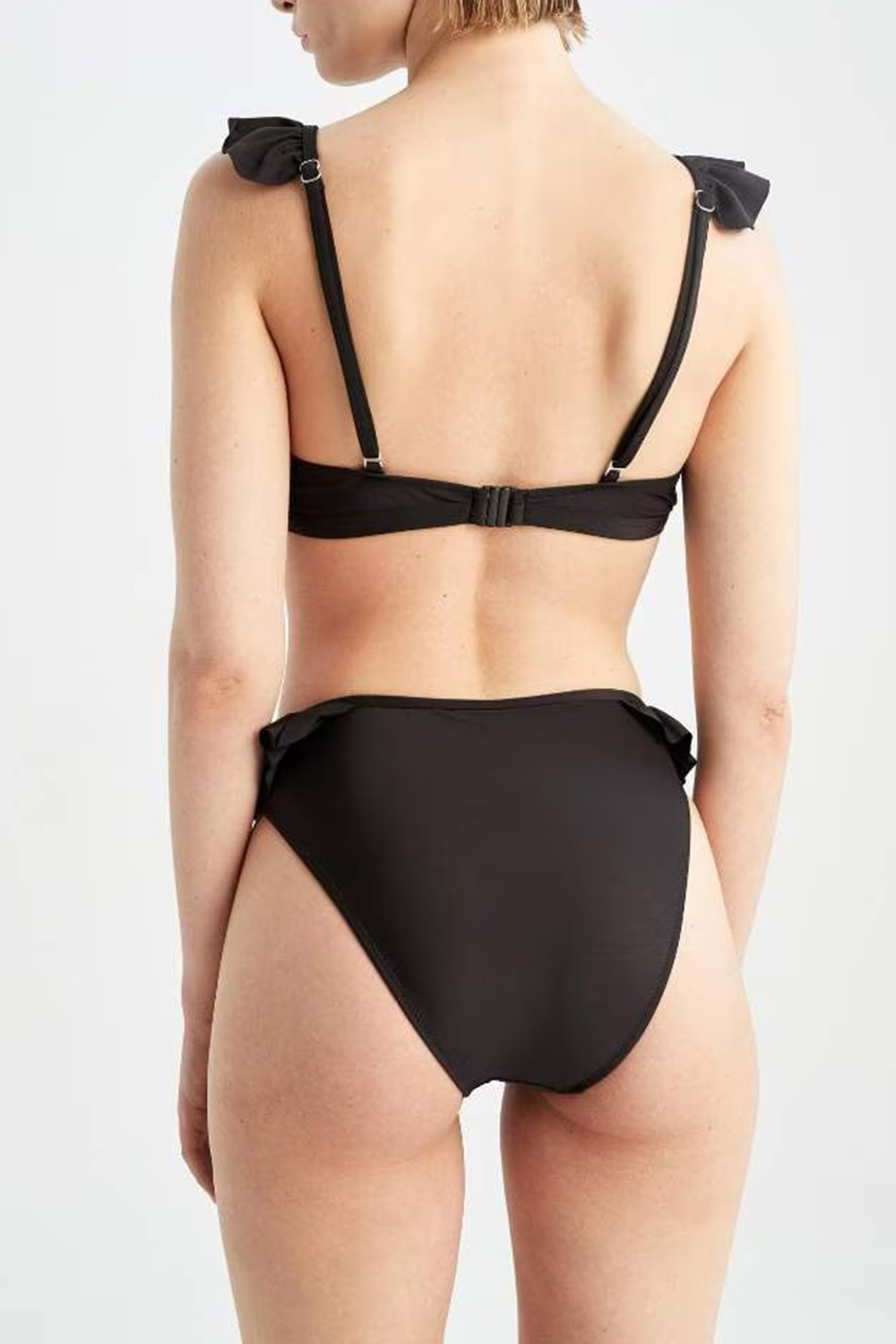 Modern Solid Cutout Swimsuit