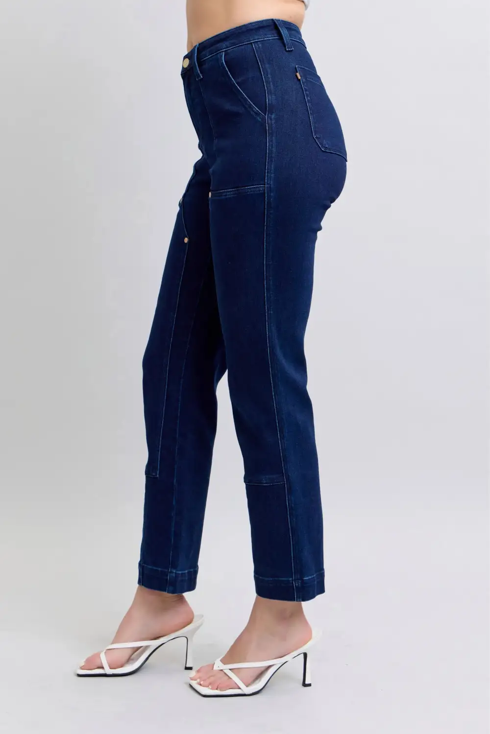 Cropped Washed Pocketed Stretch Straight Leg Jeans