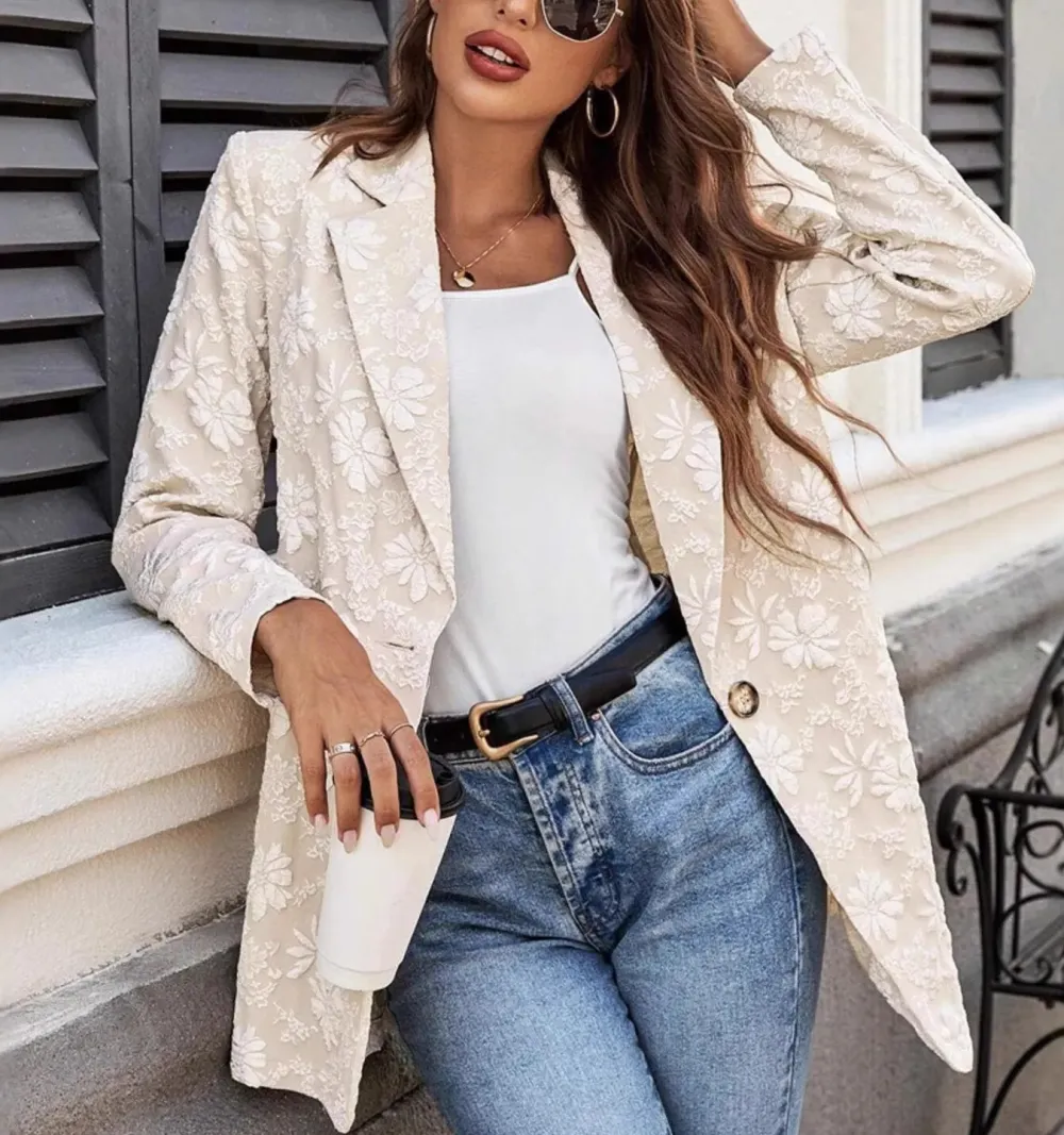Single-Button Long-Sleeve Blazer