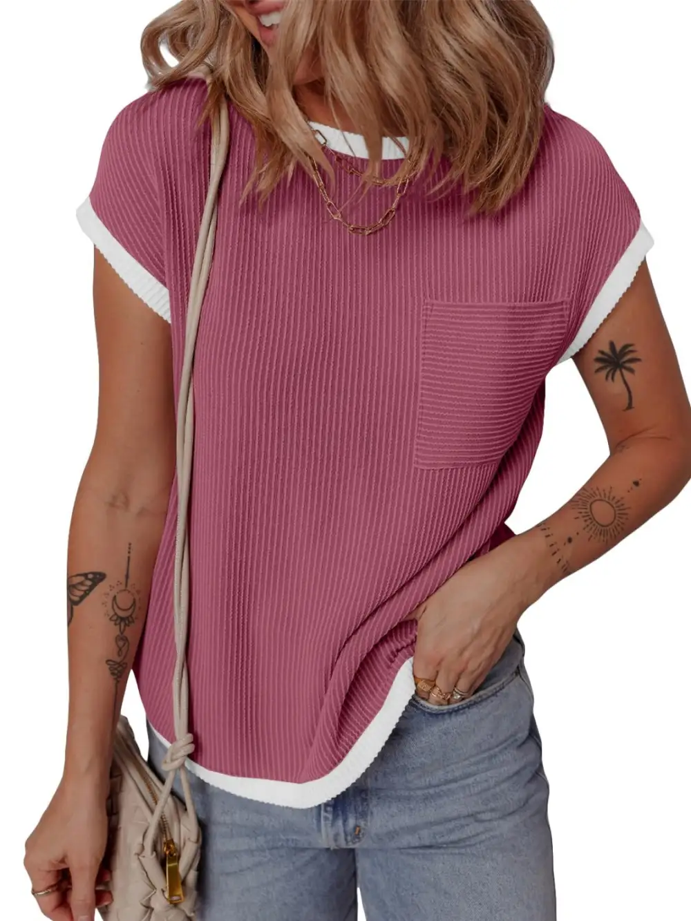 Round-Neck Short-Sleeve Contrast-Trim T-Shirt