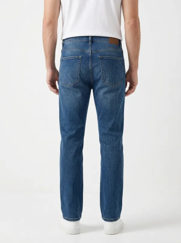 Men's Loose Fit Jeans with Straight Leg Casual Classic