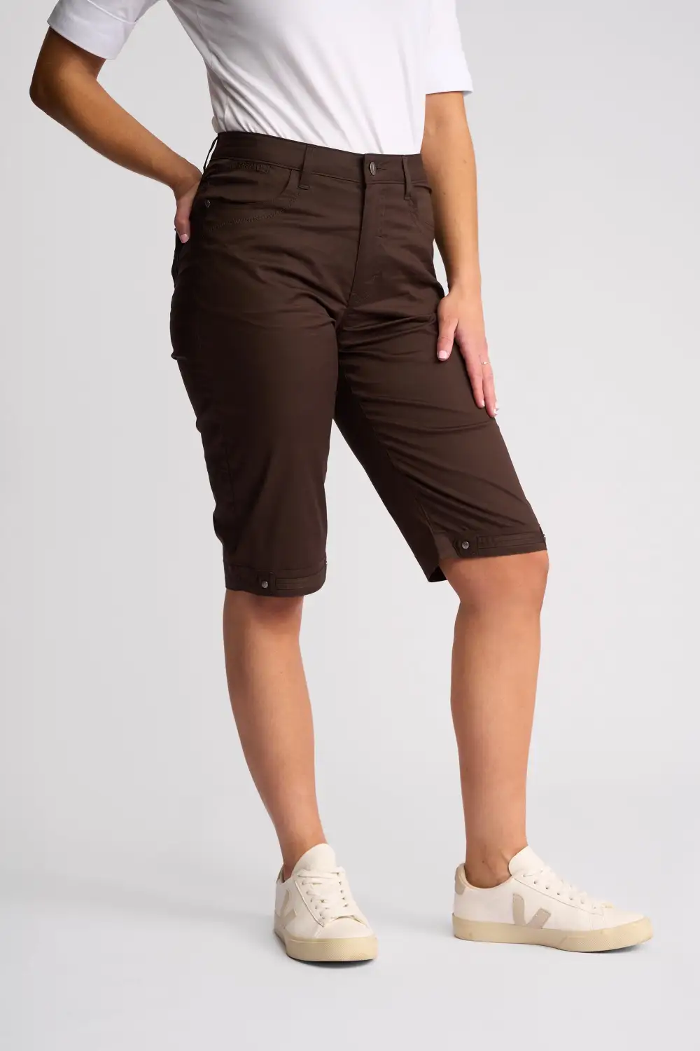 Women's Straight-Leg Poplin Shorts