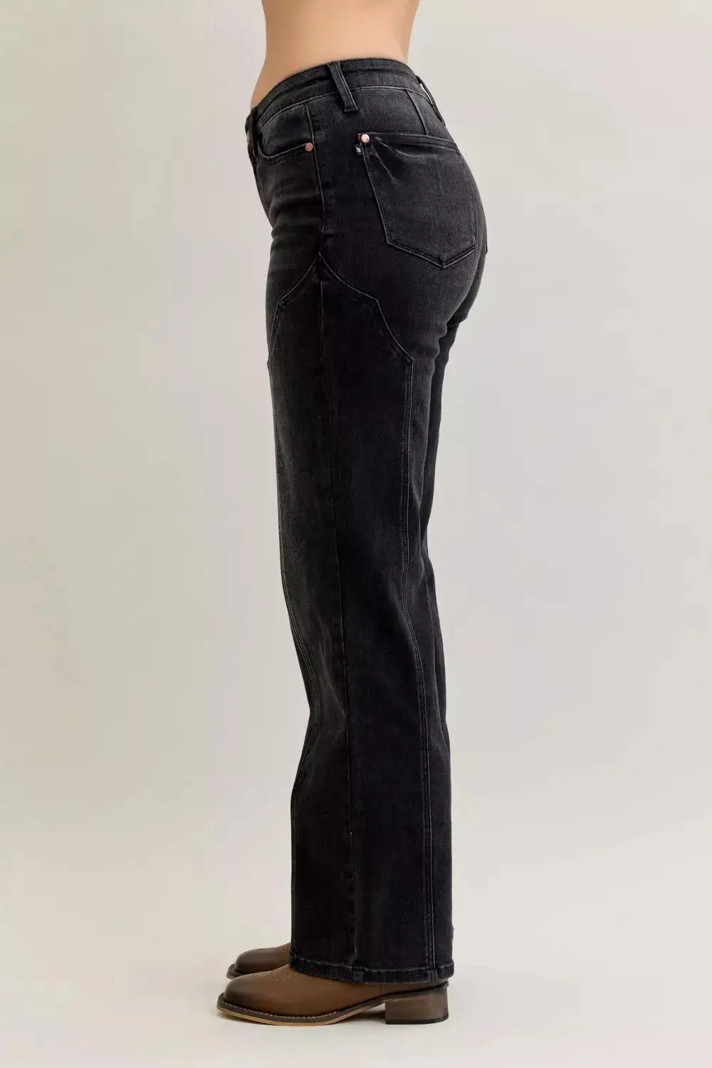 Relaxed Mid-Rise Washed Pocketed Stretch Straight Leg Jeans