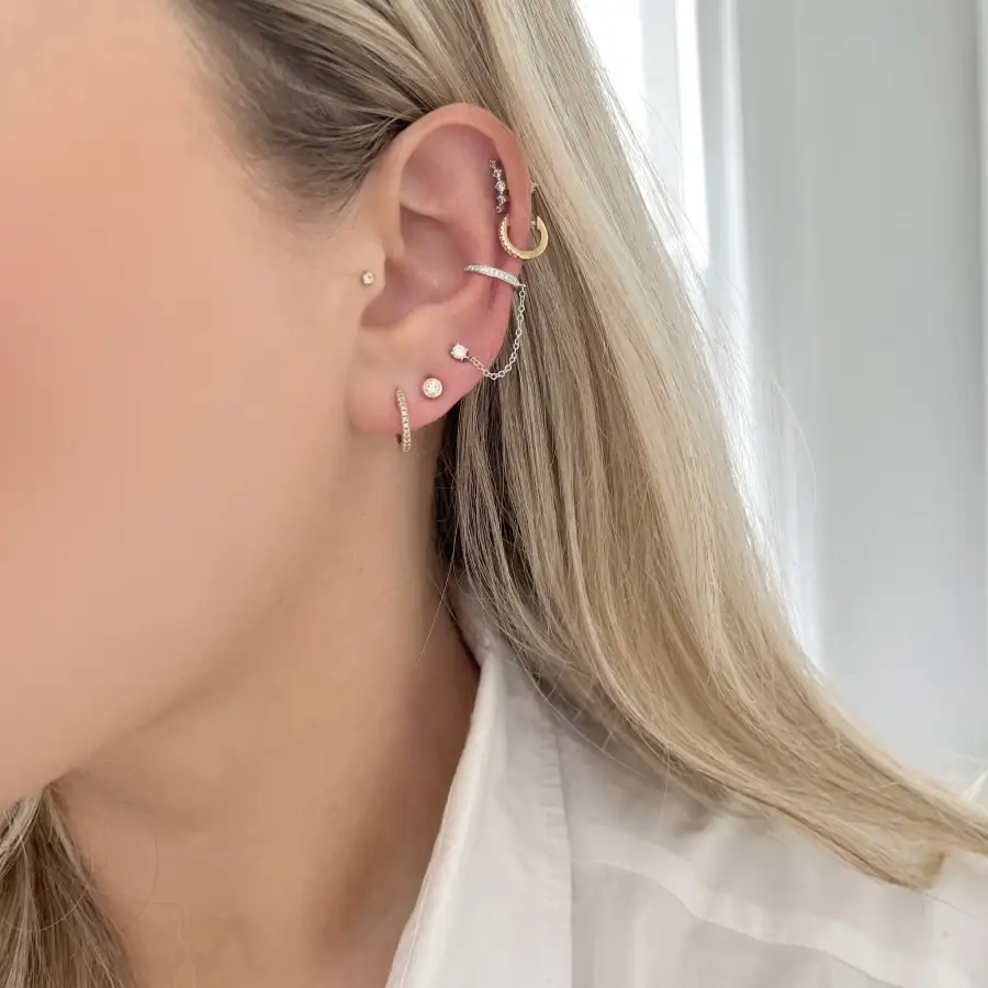 Polished Contemporary Gem Detail Stud Earrings