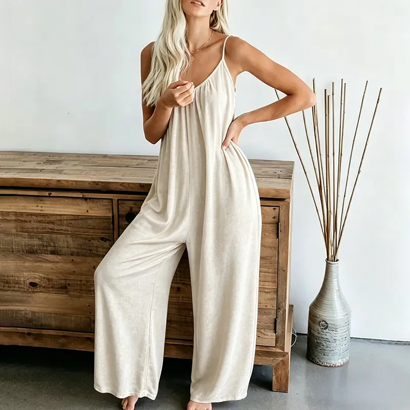 Plus-Size Fashion — Wide-Leg Suspender Jumpsuit
